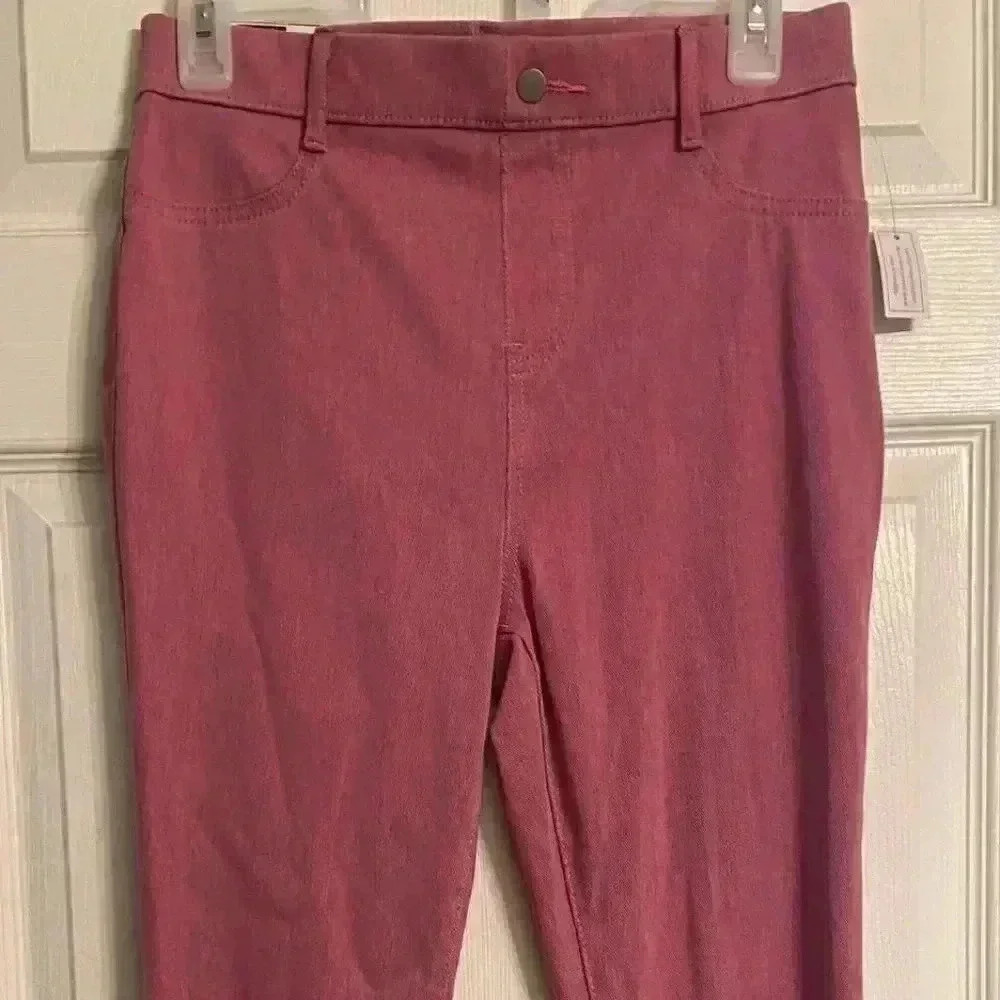 Small High-Rise stretch fitted leggings NEW